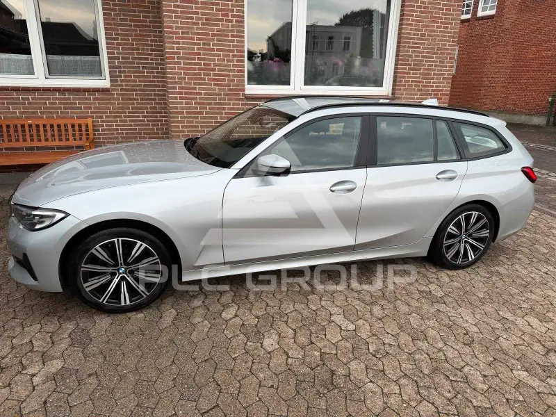 2020 BMW 330