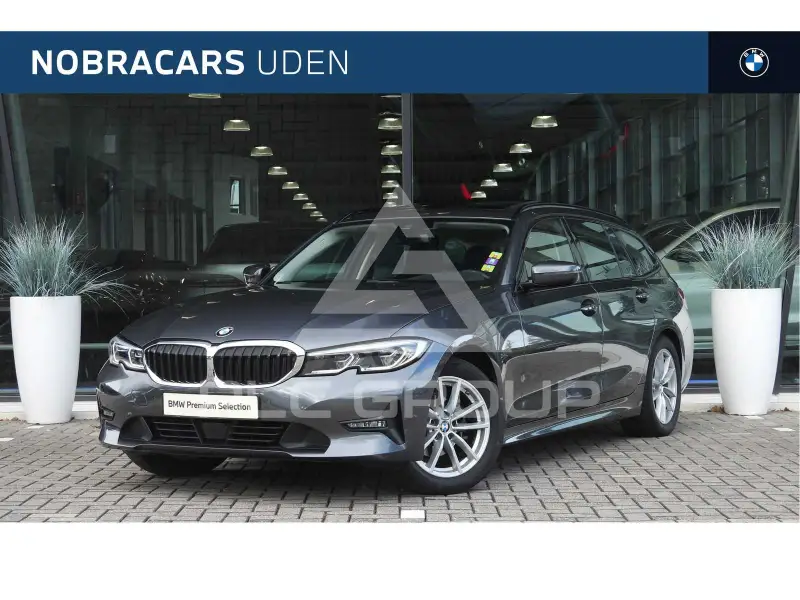 2020 BMW 330