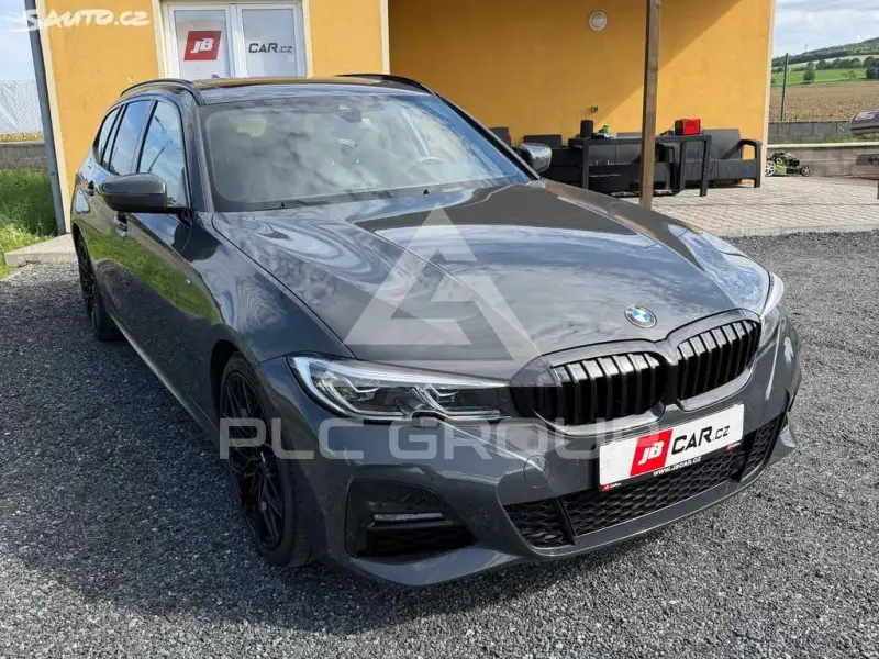 2020 BMW 330