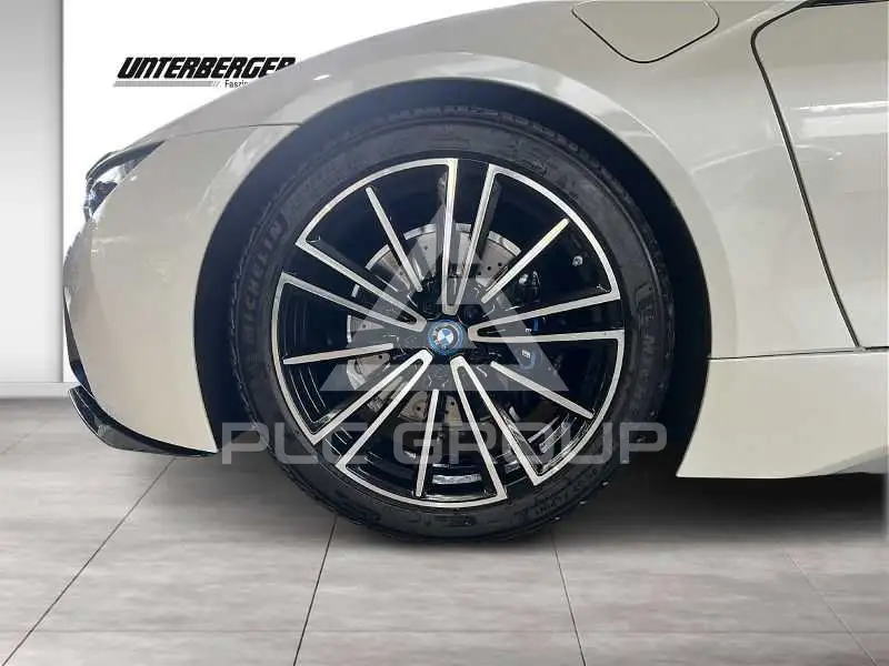 2020 BMW I8