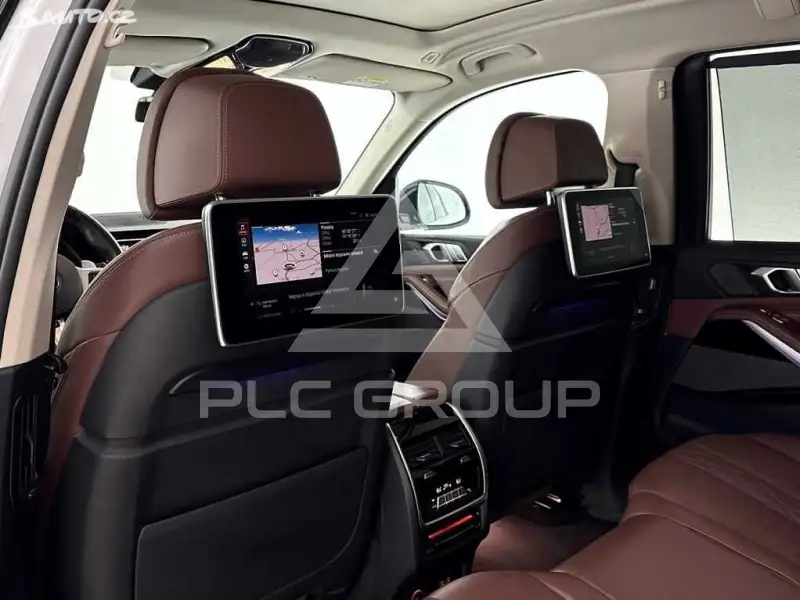 2020 BMW X7