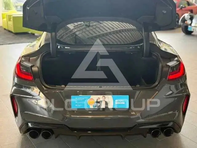 2020 BMW M8