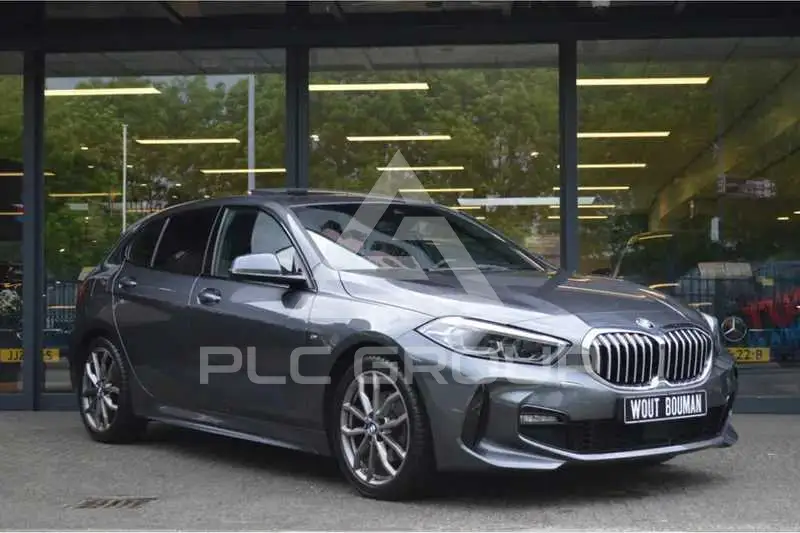 2020 BMW 120