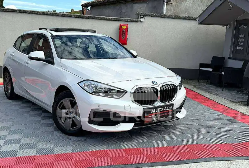 2020 BMW 120