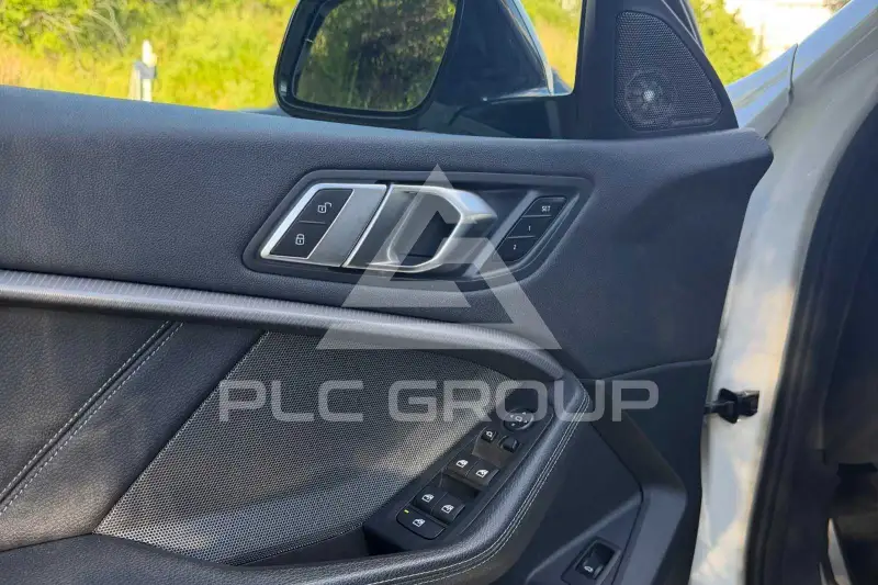 2020 BMW 120
