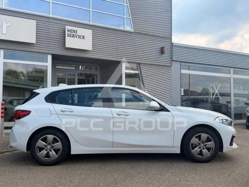 2020 BMW 120