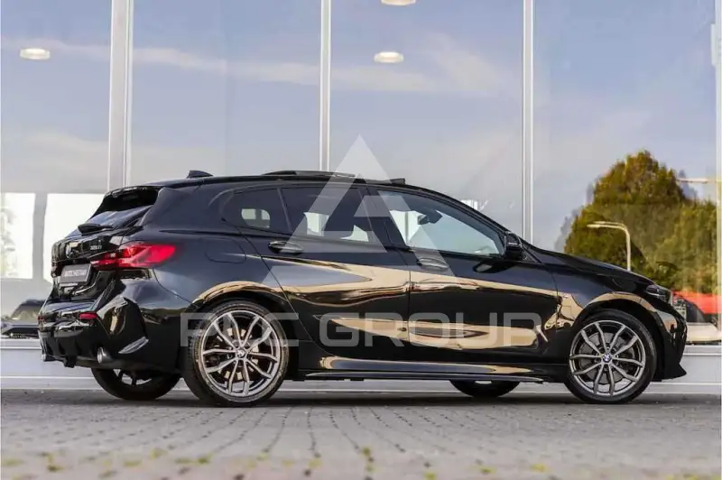 2020 BMW 120