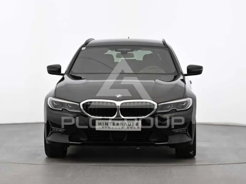 2020 BMW 120