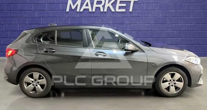2020 BMW 120
