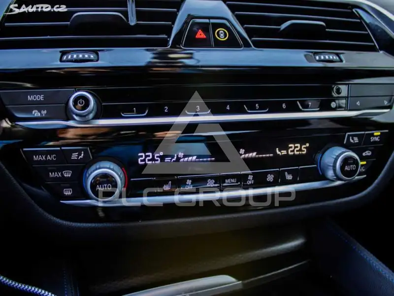 2020 BMW 120
