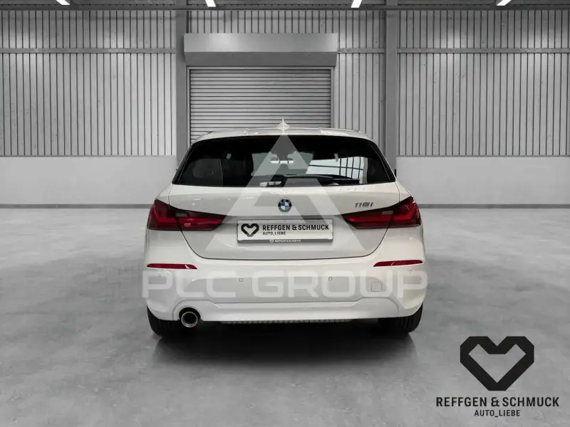 2020 BMW 120
