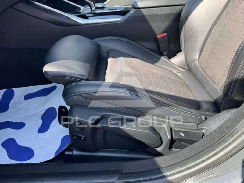 2020 BMW 120