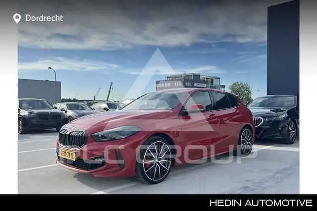2020 BMW 120