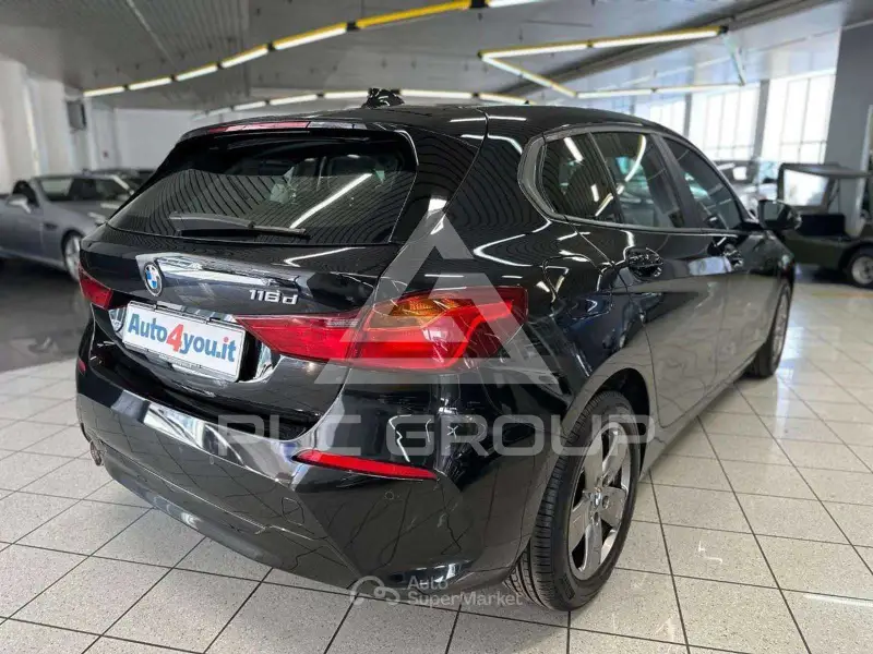 2020 BMW 120