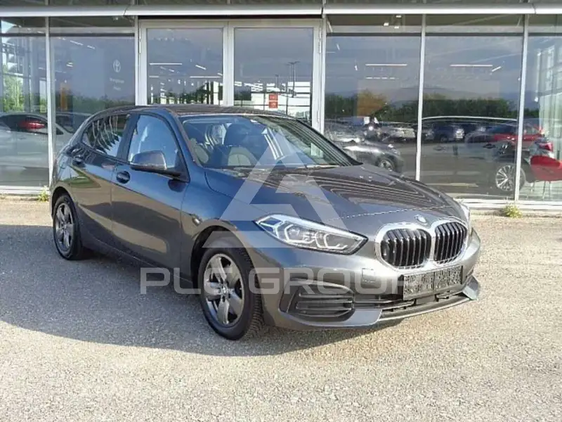 2020 BMW 120