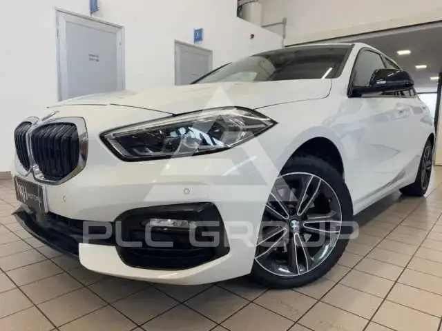 2020 BMW 120