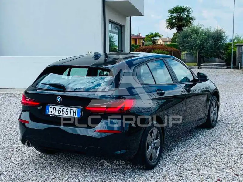 2020 BMW 120