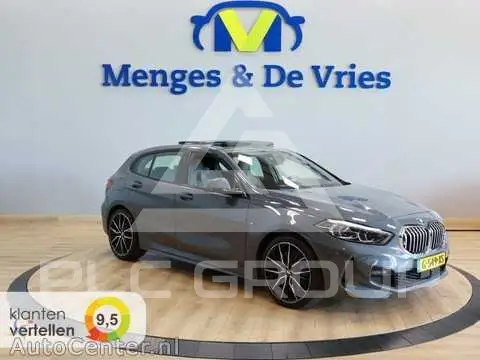 2020 BMW 120