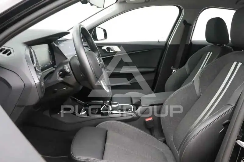 2020 BMW 120