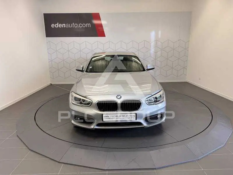 2020 BMW 120