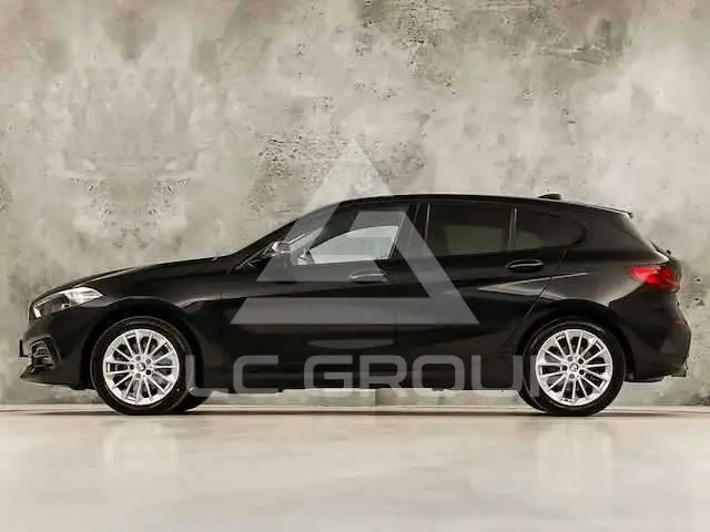 2020 BMW 120