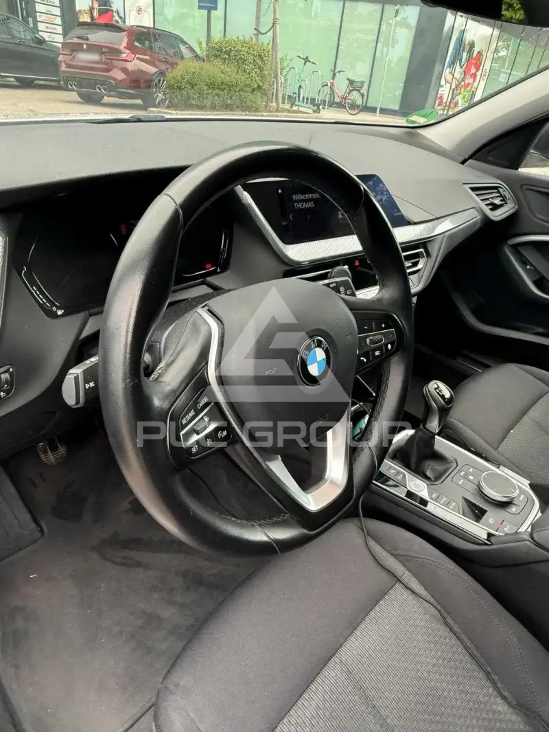 2020 BMW 120