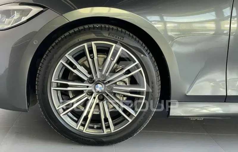 2020 BMW 120