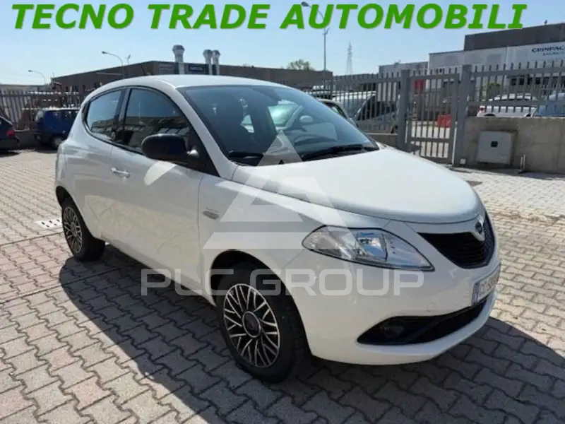 2020 Lancia YPSILON