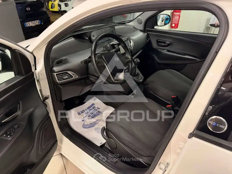 2020 Lancia YPSILON