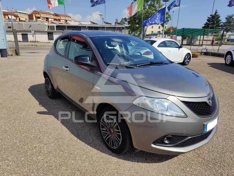 2020 Lancia YPSILON