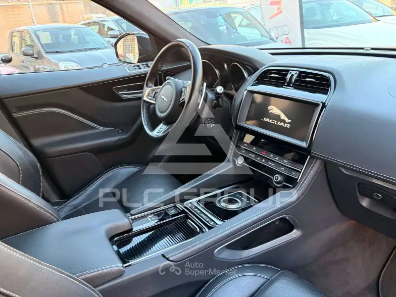 2020 Jaguar F-PACE