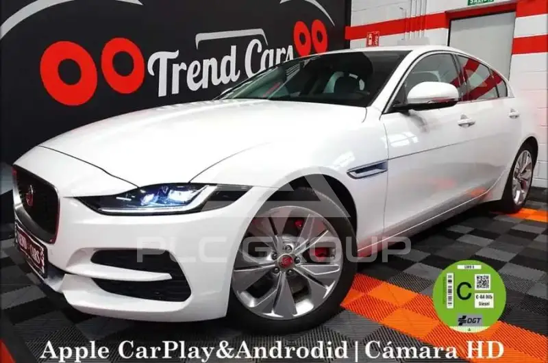 2020 Jaguar XE