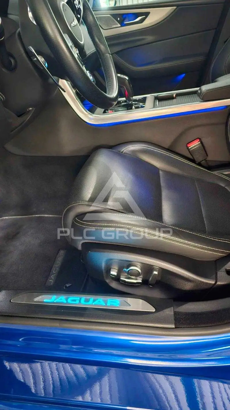 2020 Jaguar XE