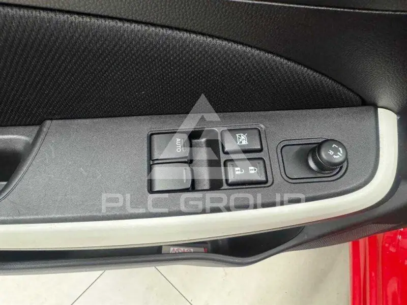 2020 Suzuki SWIFT