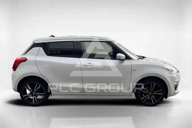 2020 Suzuki SWIFT
