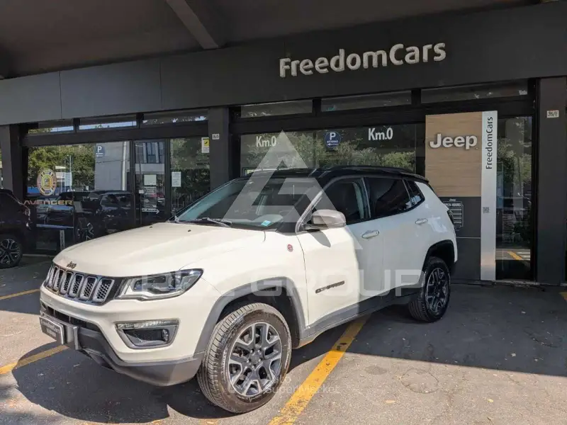 2020 Jeep COMPASS