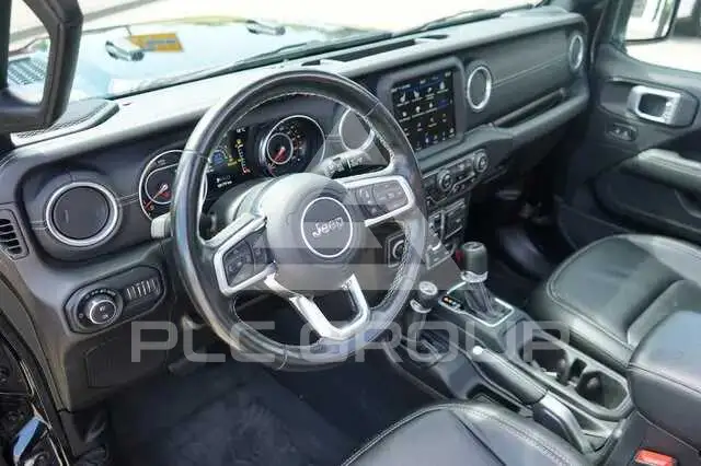 2020 Jeep WRANGLER