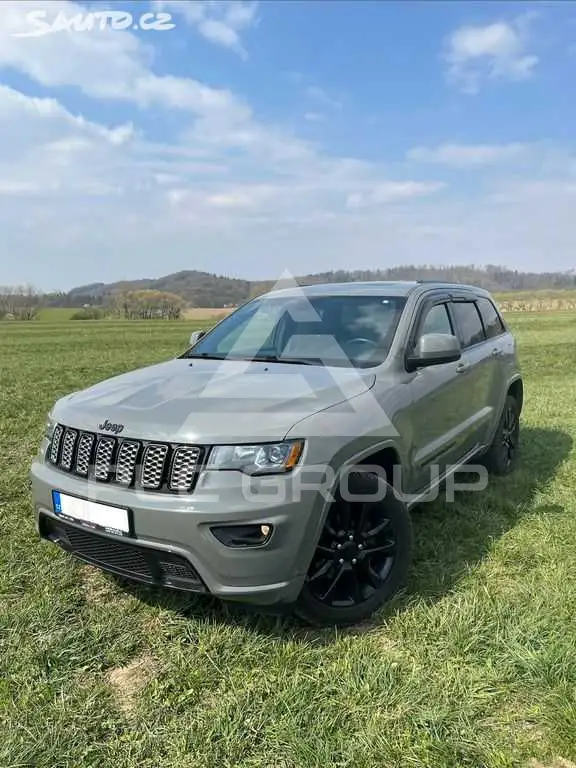 2020 Jeep Grand Cherokee