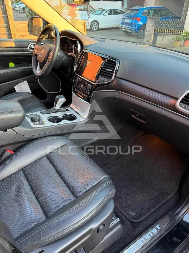 2020 Jeep Grand Cherokee