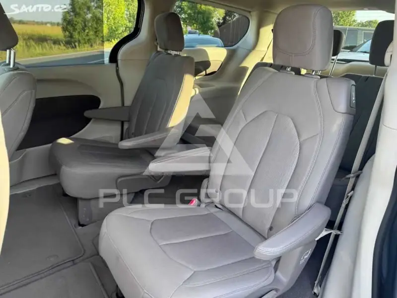 2020 Chrysler PACIFICA