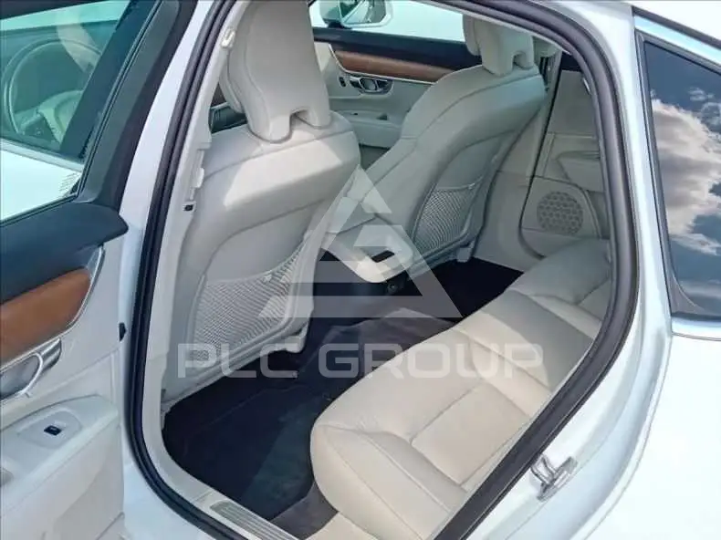 2020 Volvo S90