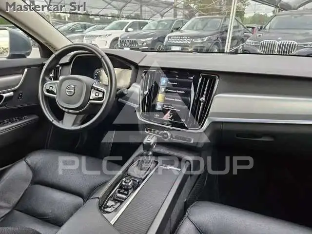 2020 Volvo V90
