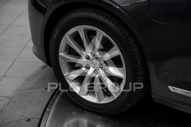 2020 Volvo V90