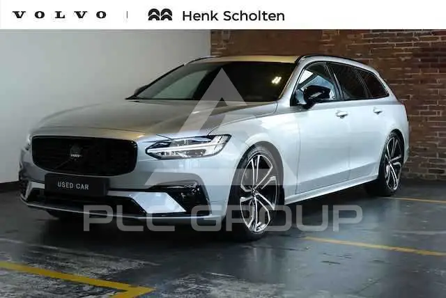 2020 Volvo V90