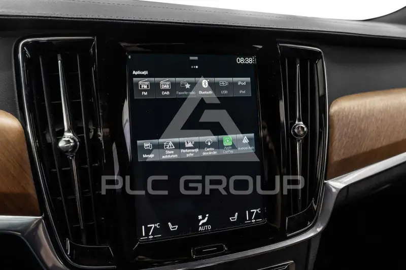 2020 Volvo V90