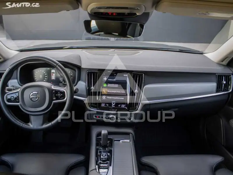 2020 Volvo V90