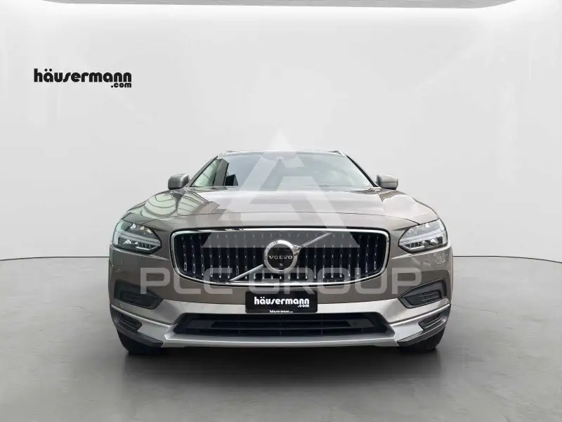 2020 Volvo V90
