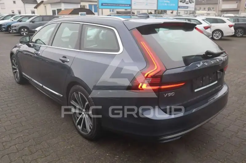 2020 Volvo V90