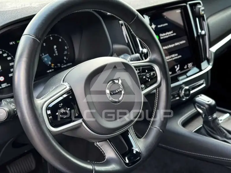 2020 Volvo V90