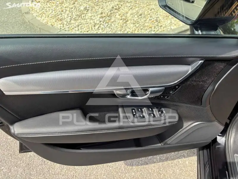 2020 Volvo V90